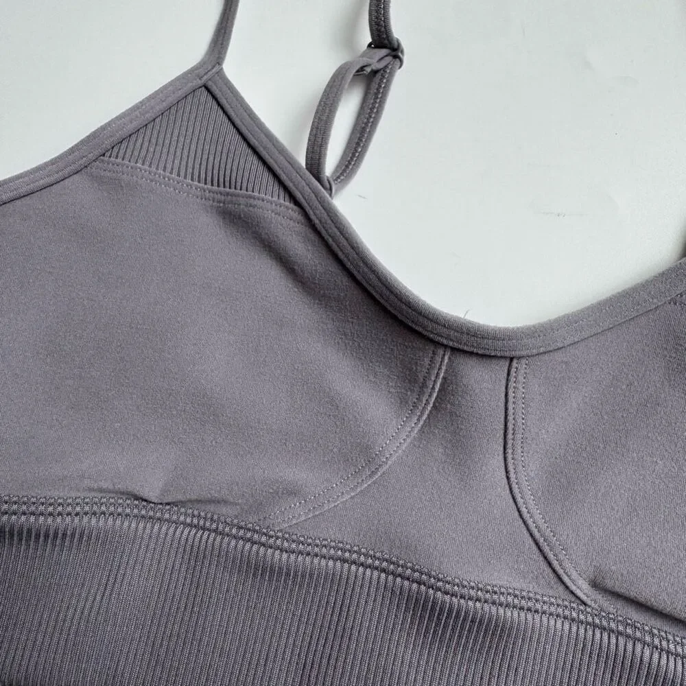 Alo Yoga Alosoft Head Start Sports Bra Fog Gray Size Small Yoga Running